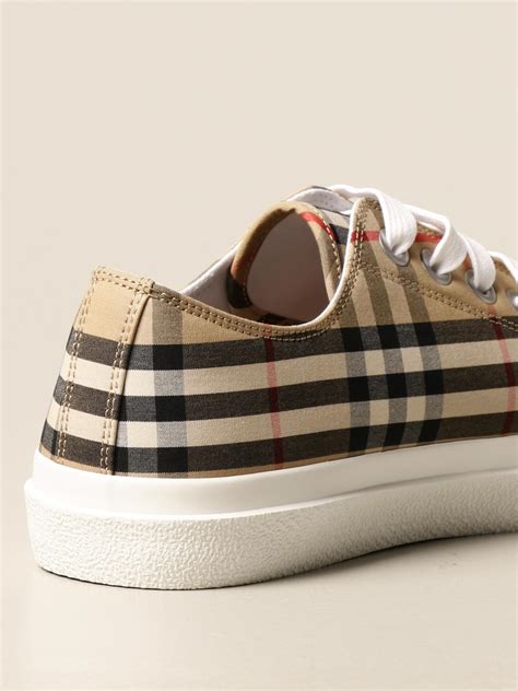 burberry shoes london